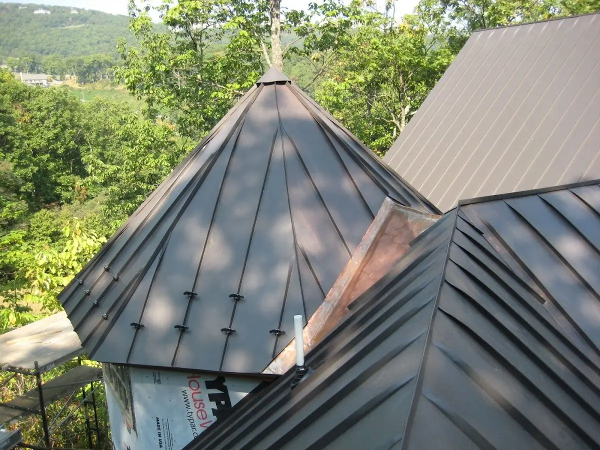 Professional Shingle Replacement & Repair by Craftsman Roofing in Sweetbriar