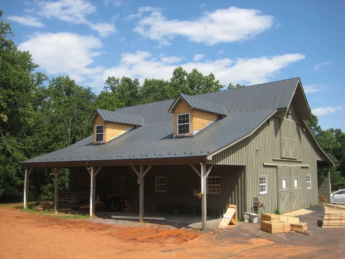 Expert Metal Roof Repair workmanship in Sweetbriar